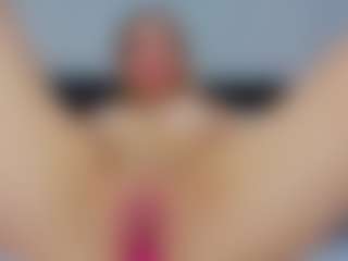 Emilly Bronte's Live Sex Cam Show