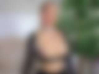 Emilly Bronte's Live Sex Cam Show