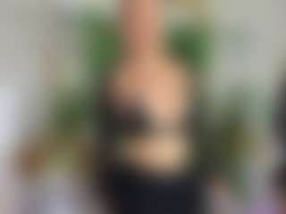 Emilly Bronte's Live Sex Cam Show