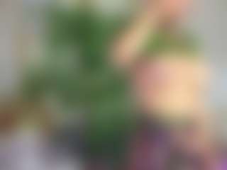 Live cam show with Emilly Bronte - Fingers on fapnchat
