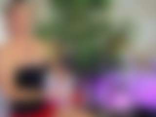 Live cam show with Emilly Bronte - Blowjob on Soda Cam