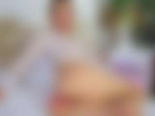 Emilly Bronte's Live Sex Cam Show