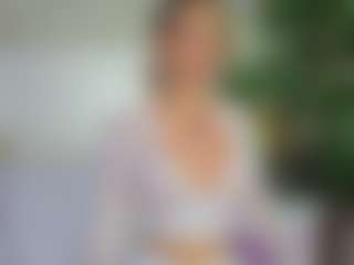 Emilly Bronte's Live Sex Cam Show