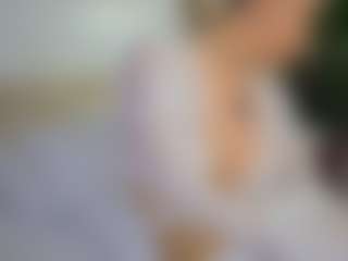 Emilly Bronte's Live Sex Cam Show