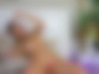 Emilly Bronte's Live Sex Cam Show