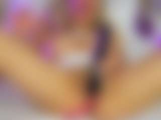 Emilly Bronte's Live Sex Cam Show