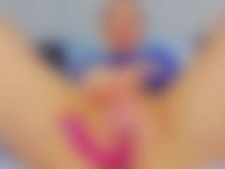 Emilly Bronte's Live Sex Cam Show