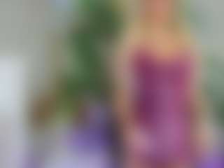 Live cam show with Emilly Bronte - Squirt Big Tits on Hubzter Live
