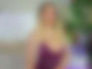 Emilly Bronte's Live Sex Cam Show