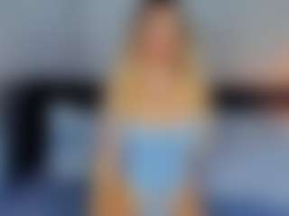 Live cam show with Emilly Bronte - Amateur on Soda Cam