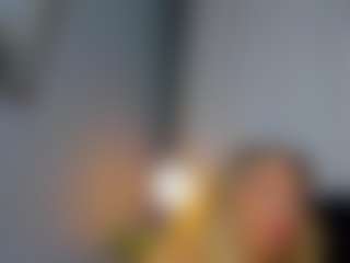 Live cam show with Emilly Bronte - Blonde Hair Amateur on Soda Cam