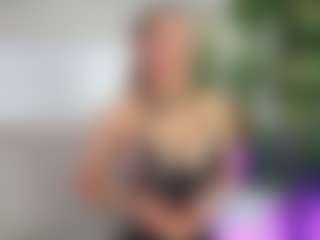 Live cam show with Emilly Bronte - Blonde Hair Teen (18+) on Uber Horny