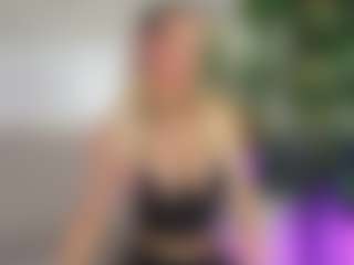 Live cam show with Emilly Bronte - Wet on Camiplay Live