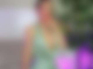 Live cam show with Emilly Bronte - Blowjob on Soda Cam