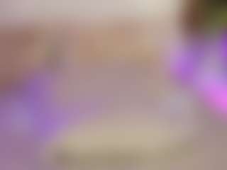 Show de cam en vivo con Emilly Bronte - Skinny White en Camsoda | romania