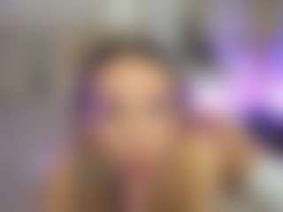 Live cam show with Emilly Bronte - Bikini on xxxlivecams.org
