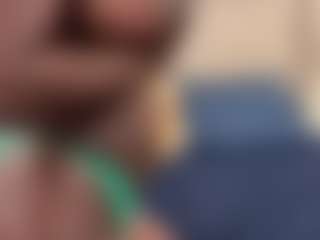 nique21's Live Sex Cam Show