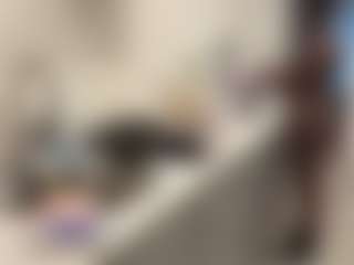 nique21's Live Sex Cam Show