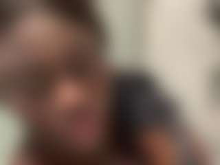 Mia23's Live Sex Cam Show