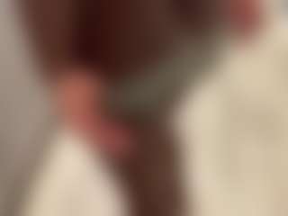Mia23's Live Sex Cam Show