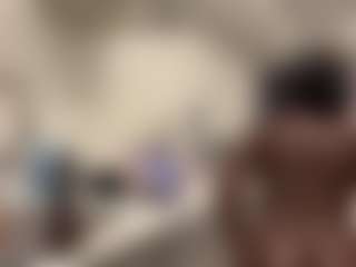 Mia23's Live Sex Cam Show