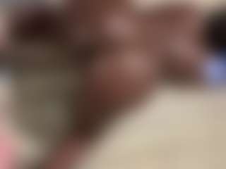 Mia23's Live Sex Cam Show