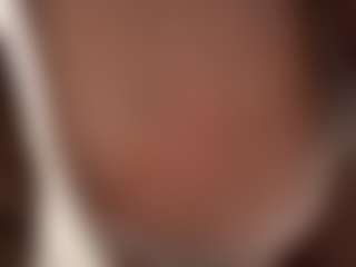 Show en direct avec Mia23 - Flirt Ebony sur Camsoda