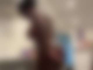Mia23's Live Sex Cam Show