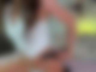 Live cam show with Mariana - Blowjob on Fling VIP Chat