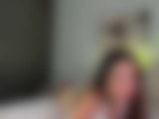 Live cam show with Mariana - Squirt on Camsoda
