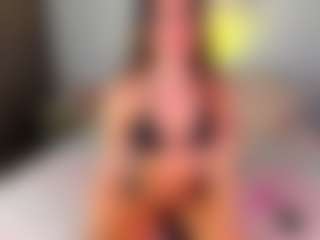 Live cam show with Mariana - Teen (18+) on https://playwithruby.com