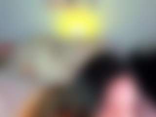 Live cam show with Mariana - Petite Teen (18+) on Hubzter Live