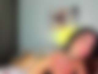 Live cam show with Mariana - Athletic Asshole on live18s.com