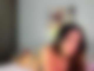 Live cam show with Mariana - Athletic Public on livesuperchat.net
