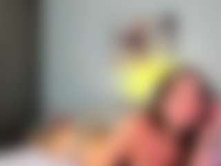 Live cam show with Mariana - Cute on Fit Hotties