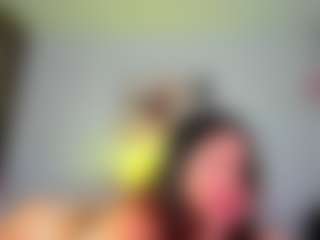 Live cam show with Mariana - Athletic Spank on sexytreat.net