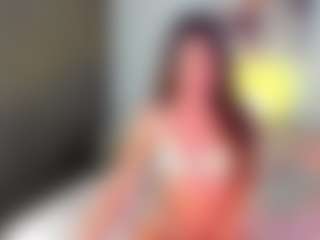 Live cam show with Mariana - Squirt on AdultVida.com