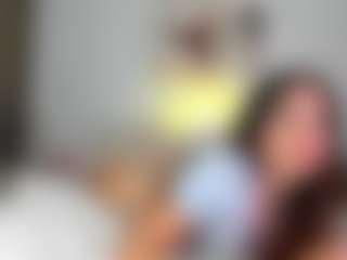 Live cam show with Mariana - Public on TeamSkeetLive