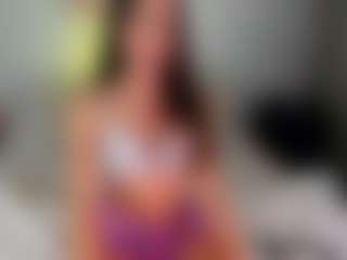 Live cam show with Mariana - Bikini on madthumbs