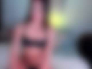 Live cam show with Mariana - Black Squirt on Dare Cams