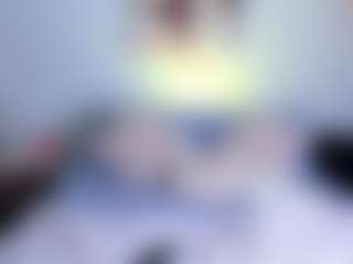 Live cam show with Mariana - Petite Teen (18+) on camwithhim.com