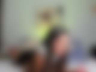 Live cam show with Mariana - Athletic Teen (18+) on xplaylive.com
