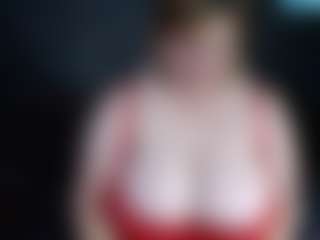 Live cam show with crystaleva - Middle Aged on milfzrlive.com
