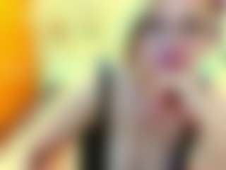 Live cam show with seductiveely - Granny Lovense on Stripli.com
