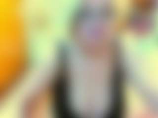 Live cam show with seductiveely - Granny MILF on 1on1-livenow