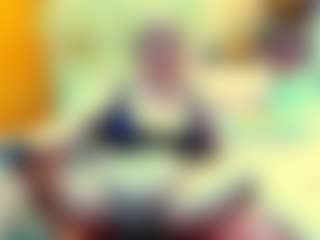 Live cam show with seductiveely - Granny Lovense on hrnylive.com