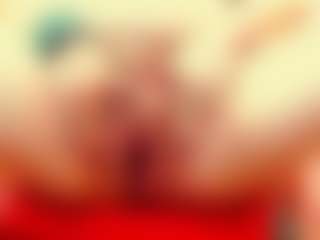 Live cam show with seductiveely - Granny on madthumbs