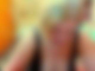 Live cam show with seductiveely - Hairy Pussy on Adult Interactions