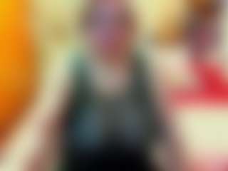 Live cam show with seductiveely - Granny Dildo on thefappeningchat.com