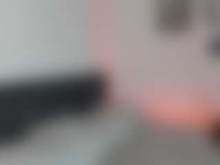Live cam show with Lia Prada - Young Adult on Hubzter Live